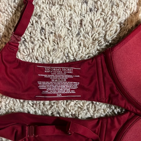 Hardly worn/like new No-Wire Body by Victoria bra by Victoria’s Secret in maroon - Picture 4 of 4
